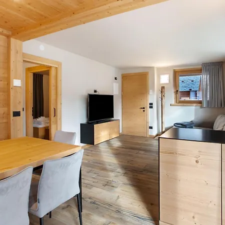 Apartment Quattropassi *