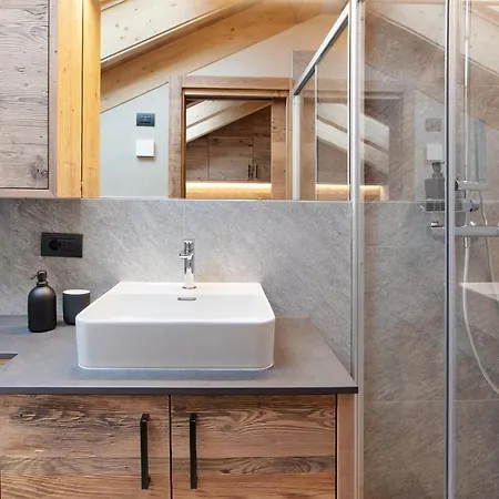 Quattropassi Apartment *